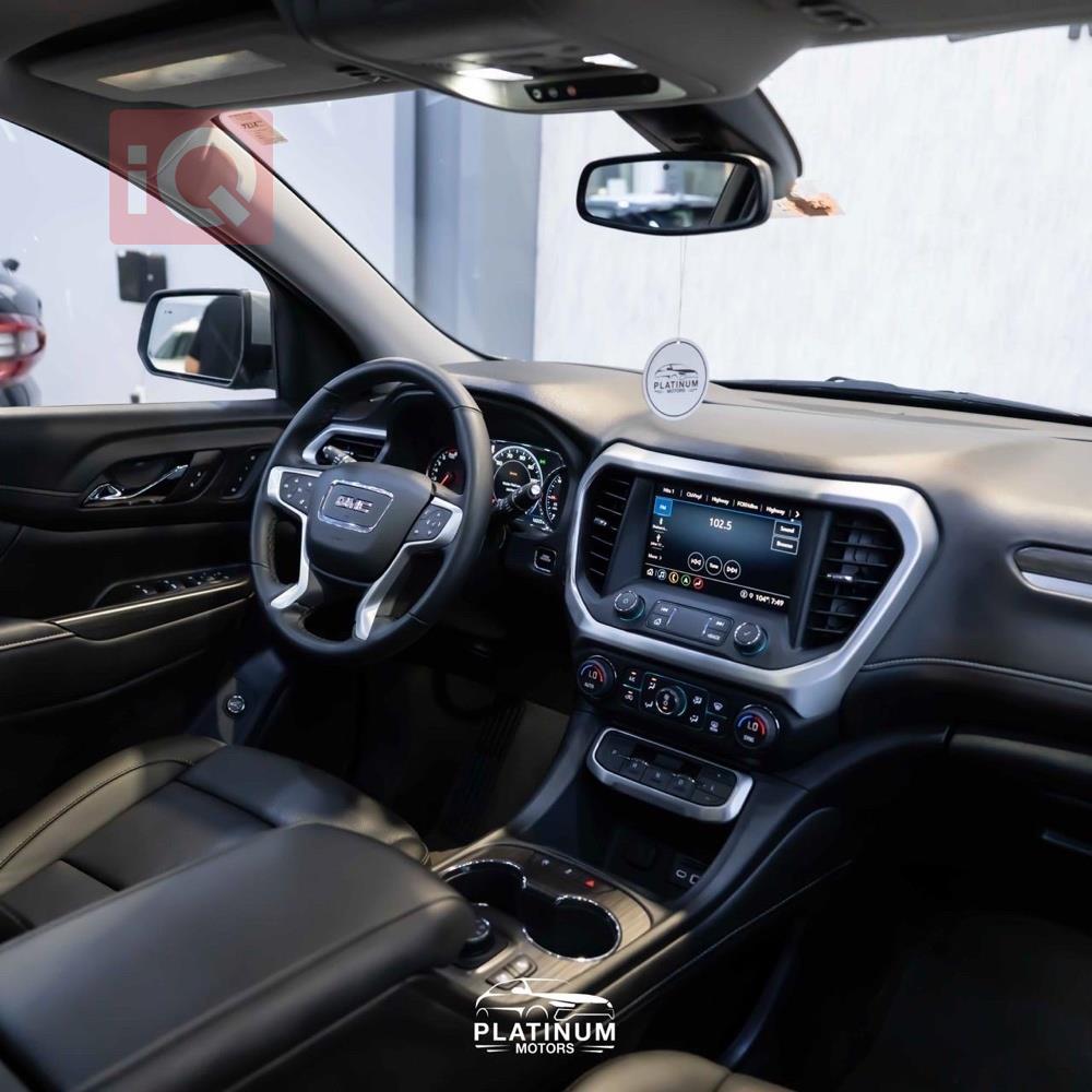 https://cdn.iqcars.iodd5e4da7-583c-46c1-8b48-3637136548b5_2.jpg